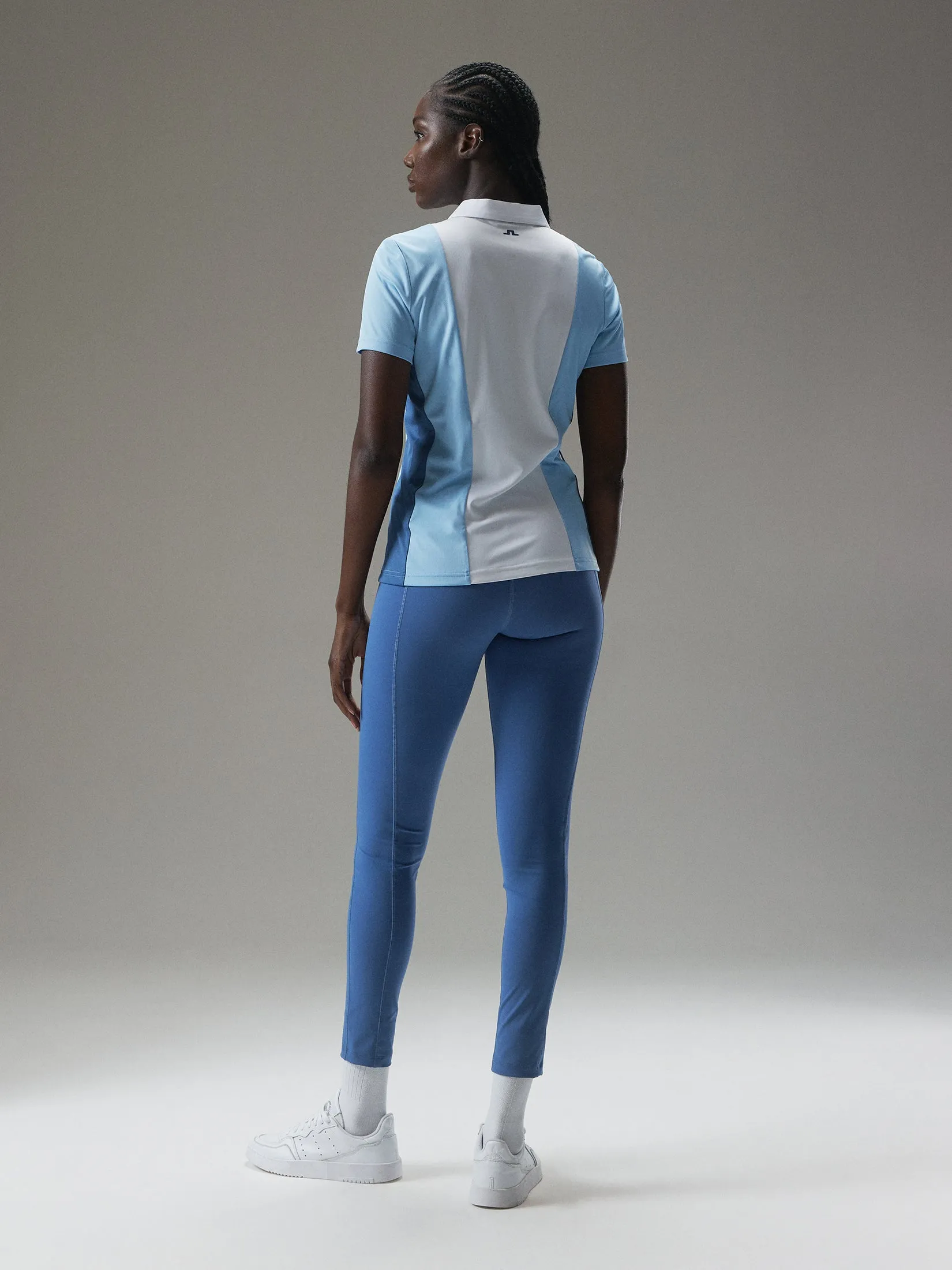 Evelina Polo / Airy Blue