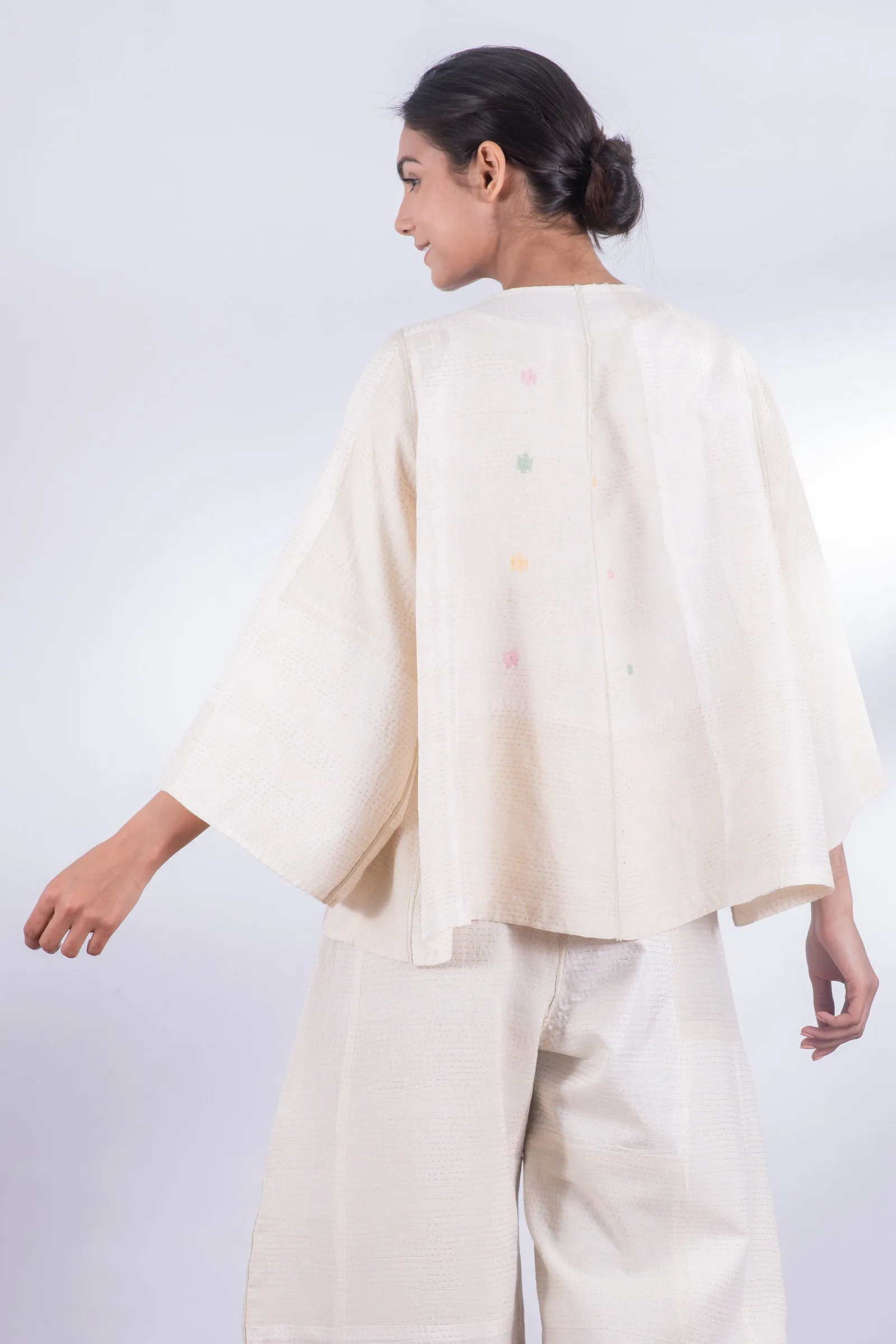 JAIPUR WHITE KANTHA BELL SHAPE JKT - jw2048-ivy -