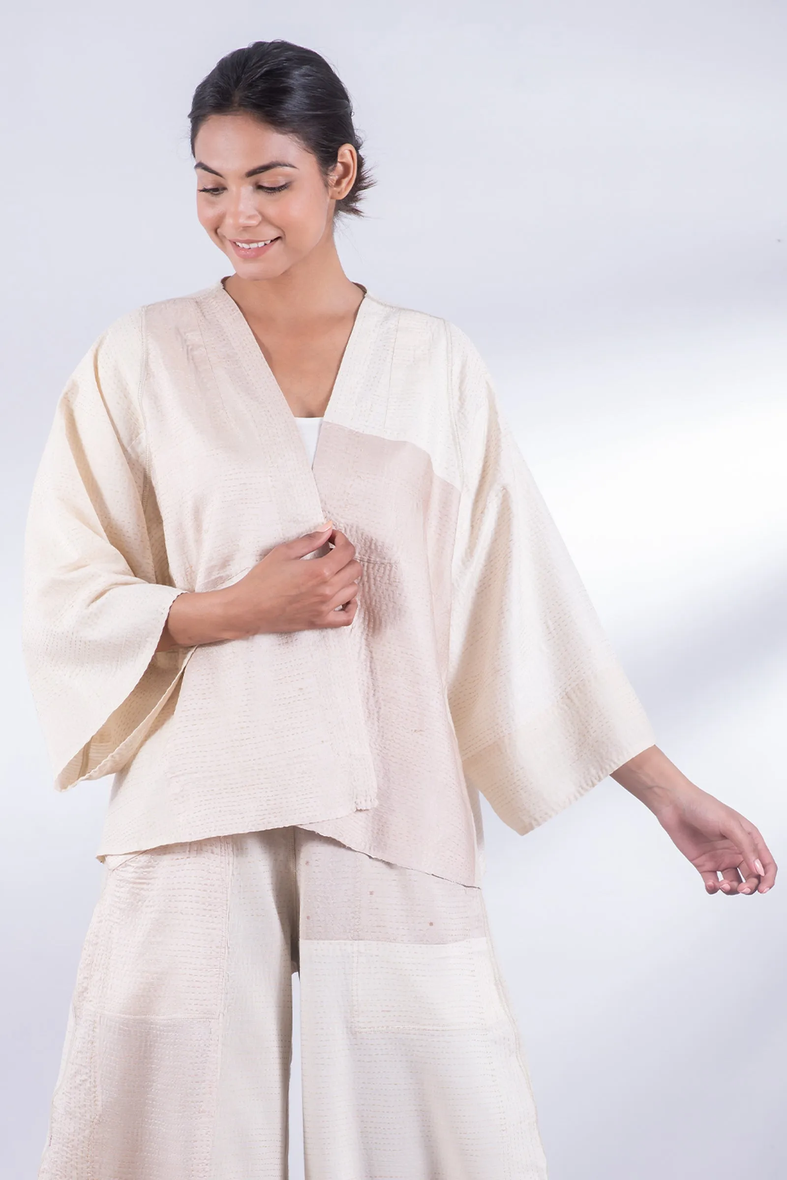 JAIPUR WHITE KANTHA BELL SHAPE JKT - jw2048-ivy -