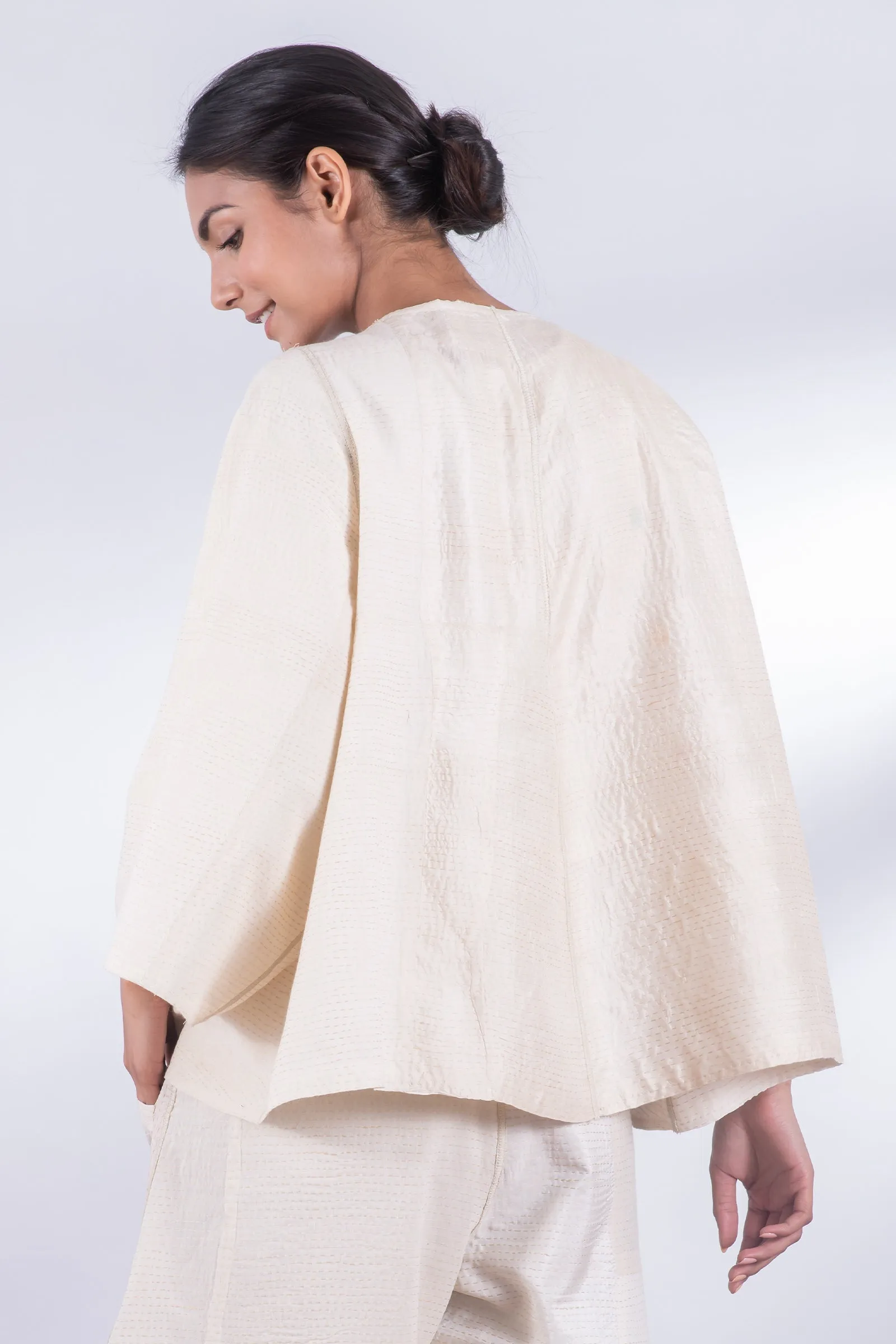 JAIPUR WHITE KANTHA BELL SHAPE JKT - jw2048-ivy -