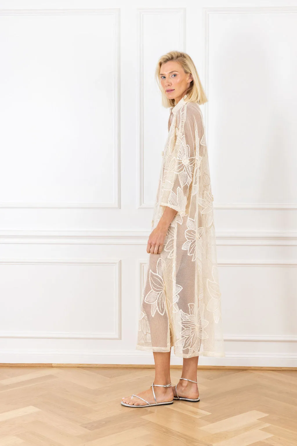 Vanilla Floral Net Everyday Dress